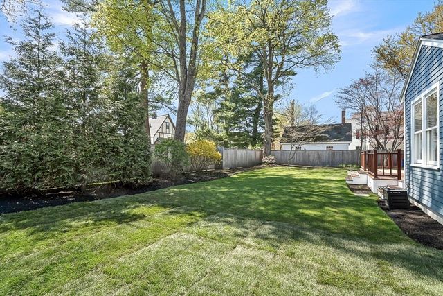 50 Brooks Street, Winchester, MA 01890