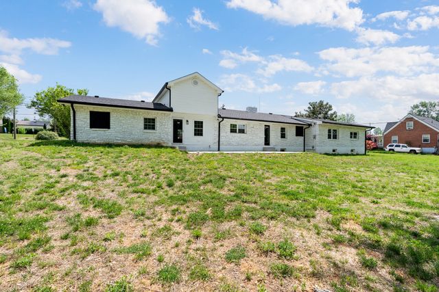 1503 5th Ave, W, Springfield, TN 37172