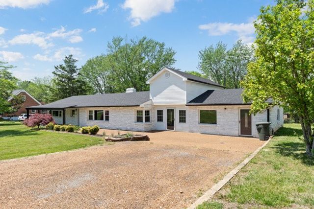 1503 5th Ave, W, Springfield, TN 37172