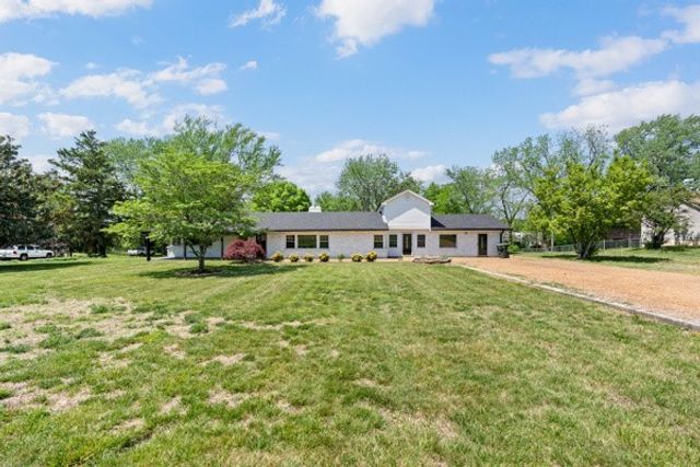 1503 5th Ave, W, Springfield, TN 37172