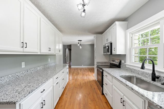 1503 5th Ave, W, Springfield, TN 37172