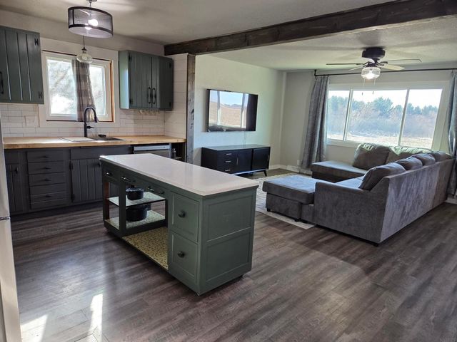 519 Westwood Drive, Strawberry Point, IA 52076