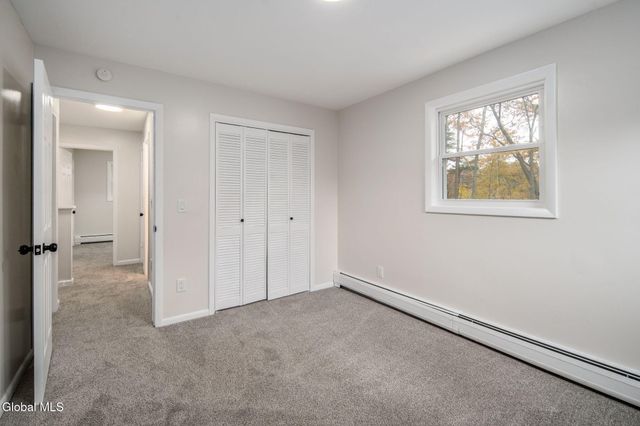 4 Woodshire Court, Malta, NY 12019