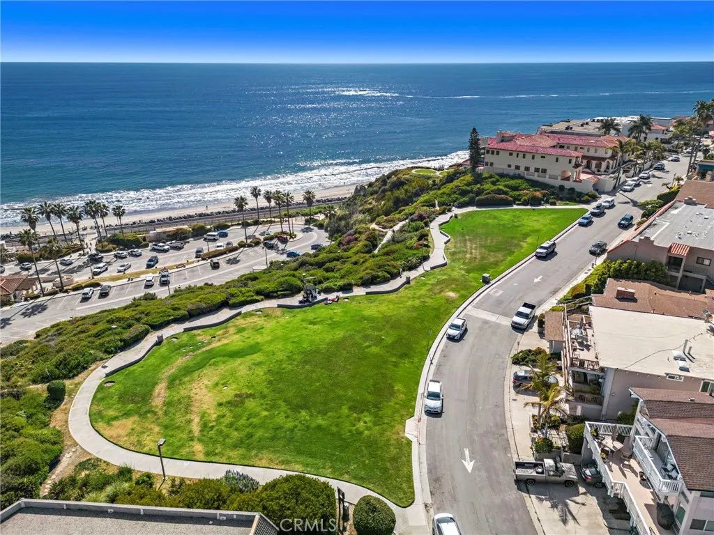 250 Avenida Lobeiro E, San Clemente, CA 92672