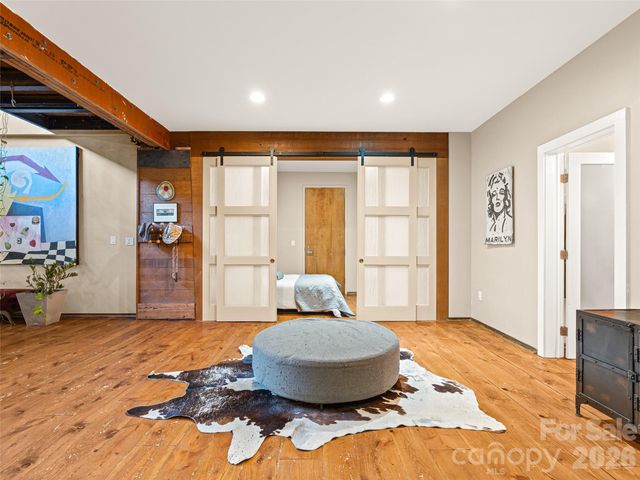 23 Rankin Avenue 301, Asheville, NC 28801