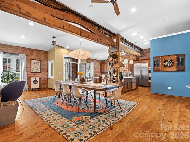 23 Rankin Avenue 301, Asheville, NC 28801