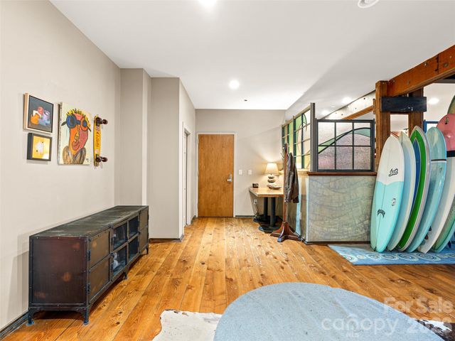 23 Rankin Avenue 301, Asheville, NC 28801