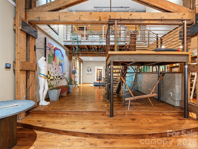 23 Rankin Avenue 301, Asheville, NC 28801