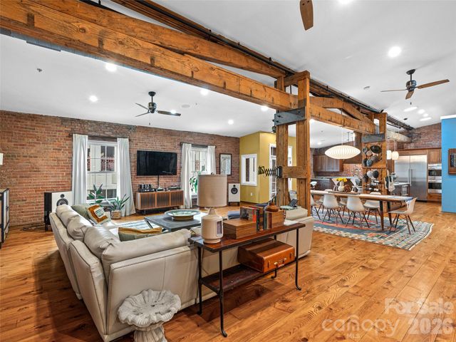 23 Rankin Avenue 301, Asheville, NC 28801