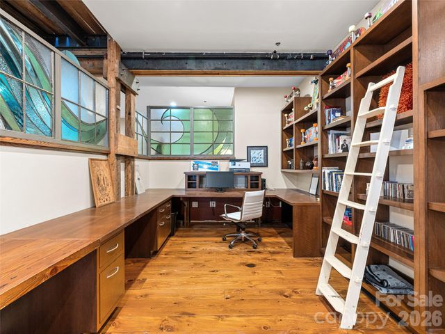 23 Rankin Avenue 301, Asheville, NC 28801