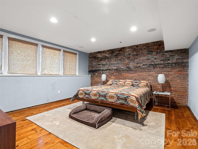 23 Rankin Avenue 301, Asheville, NC 28801