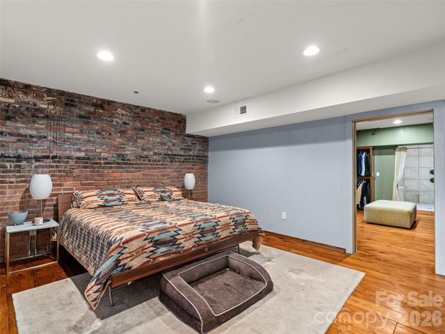 23 Rankin Avenue 301, Asheville, NC 28801