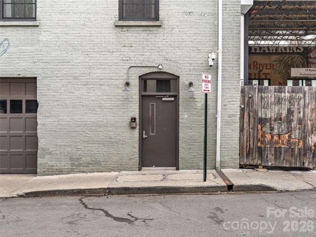 23 Rankin Avenue 301, Asheville, NC 28801