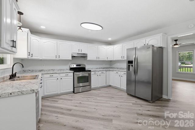 1801 Bridgewood Drive, Lancaster, SC 29720