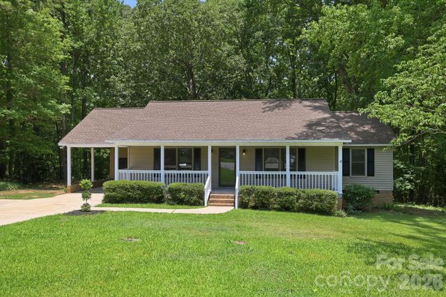 1801 Bridgewood Drive, Lancaster, SC 29720