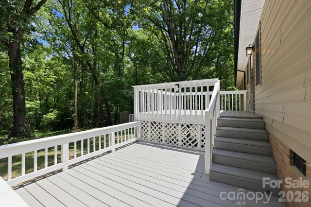 1801 Bridgewood Drive, Lancaster, SC 29720