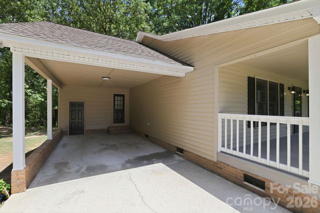 1801 Bridgewood Drive, Lancaster, SC 29720