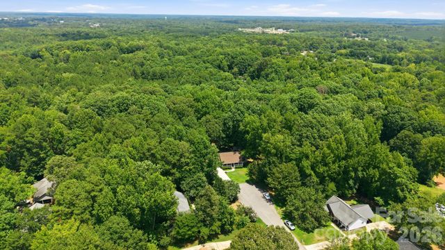 1801 Bridgewood Drive, Lancaster, SC 29720