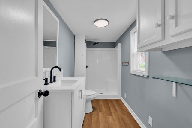 320 W King St, Morrison, TN 37357