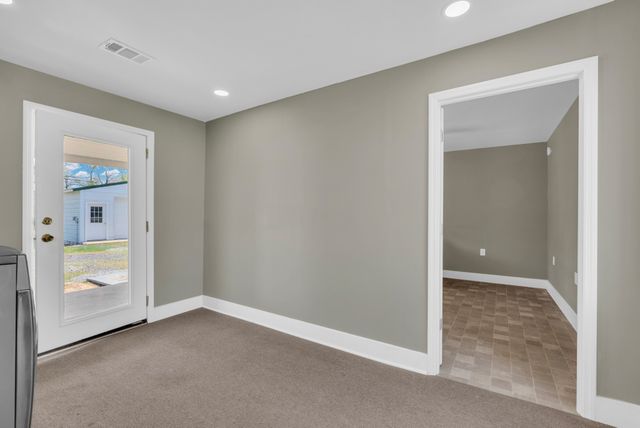 320 W King St, Morrison, TN 37357