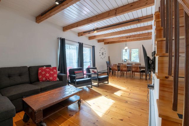 19 Hochsteig Lane, Jay, NY 12941