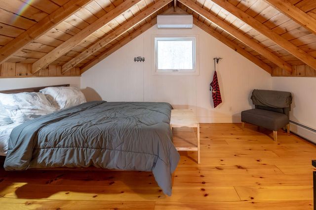 19 Hochsteig Lane, Jay, NY 12941