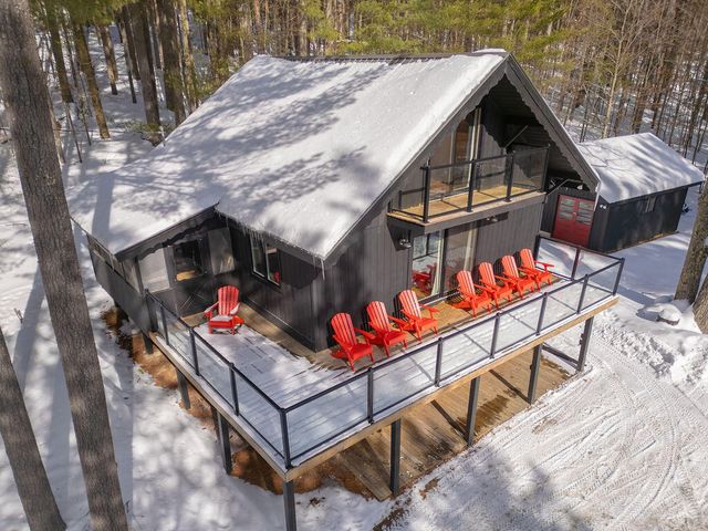 19 Hochsteig Lane, Jay, NY 12941