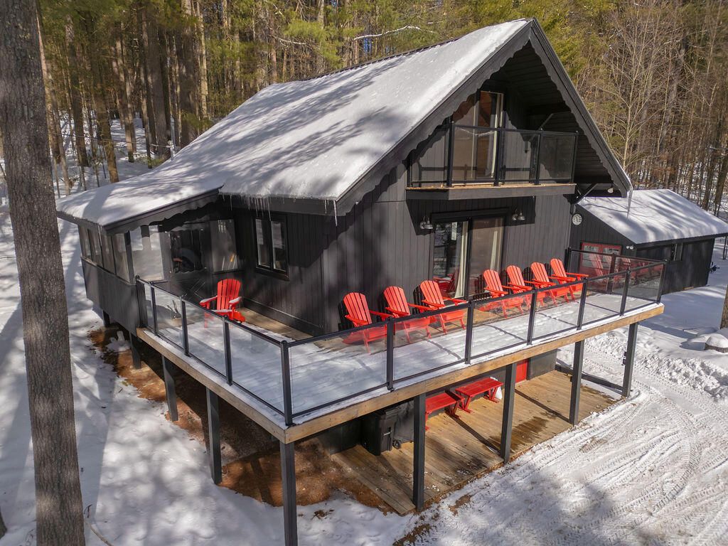 19 Hochsteig Lane, Jay, NY 12941