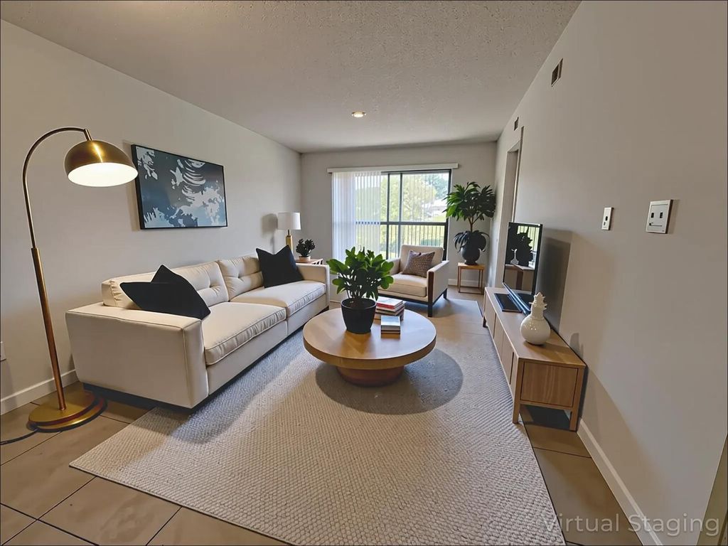 1650 SW 124th Terrace 209D, Pembroke Pines, FL 33027