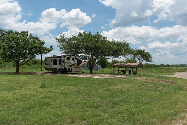 1032 #2 E Godley Avenue, Godley, TX 76044