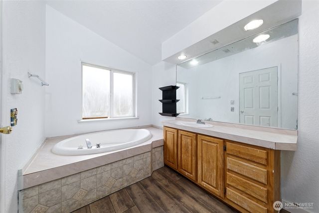 1051 E Crestview Drive, Shelton, WA 98584