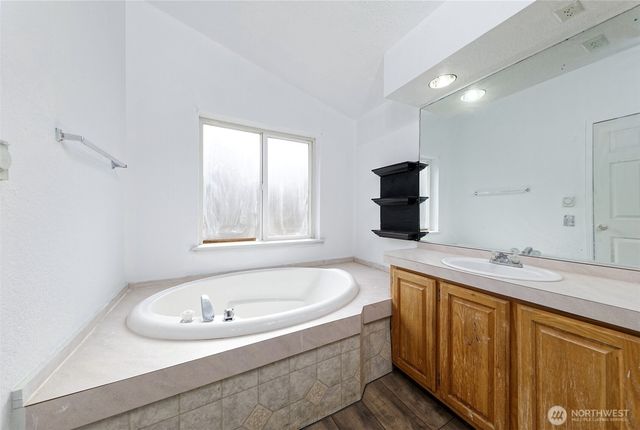 1051 E Crestview Drive, Shelton, WA 98584