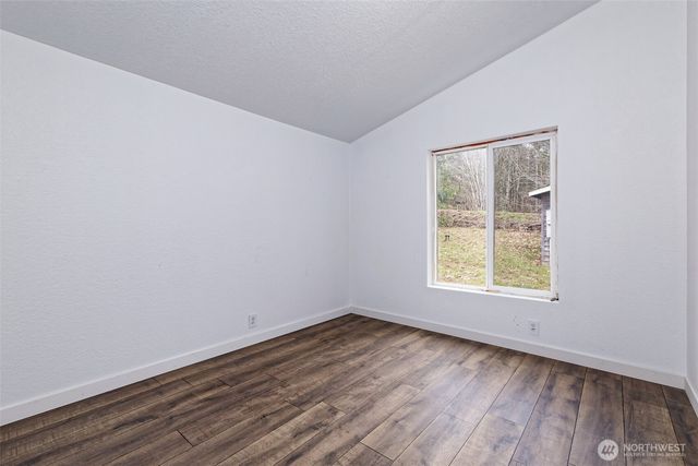 1051 E Crestview Drive, Shelton, WA 98584