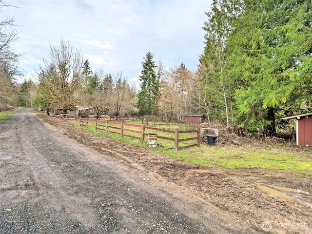 1051 E Crestview Drive, Shelton, WA 98584
