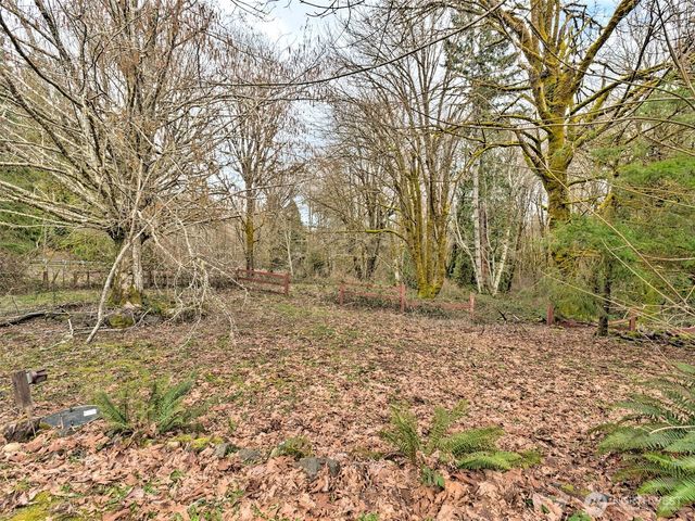 1051 E Crestview Drive, Shelton, WA 98584