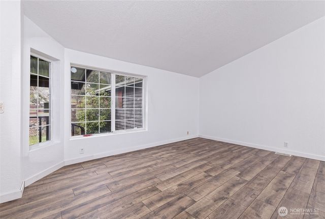 1051 E Crestview Drive, Shelton, WA 98584