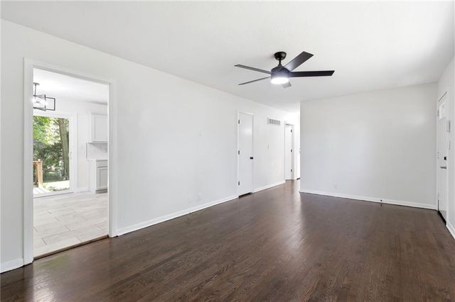 4711 Yecker Avenue, Kansas City, KS 66104