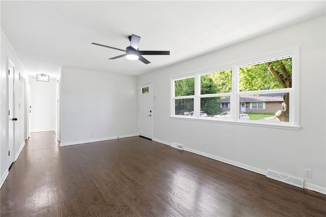 4711 Yecker Avenue, Kansas City, KS 66104