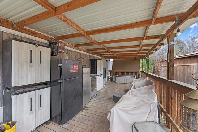 90 ROSE RD, Crump, TN 38326