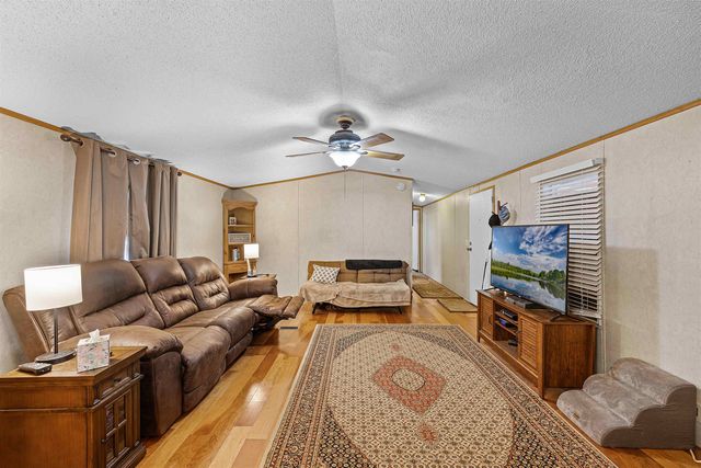 90 ROSE RD, Crump, TN 38326