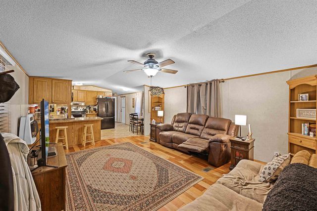 90 ROSE RD, Crump, TN 38326