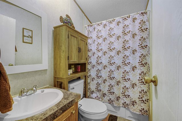 90 ROSE RD, Crump, TN 38326