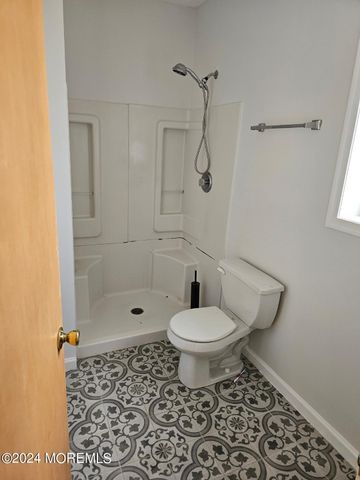 408 2nd Avenue 1, Long Branch, NJ 07740