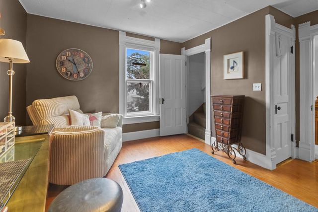 102 E Court STREET, Elkhorn, WI 53121