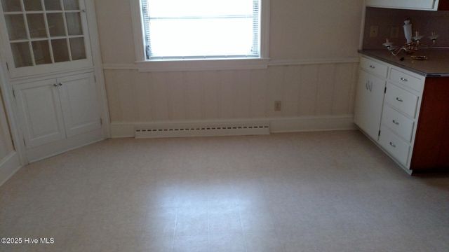 100 S Pineview Avenue, Goldsboro, NC 27530