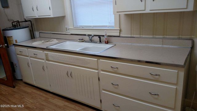 100 S Pineview Avenue, Goldsboro, NC 27530