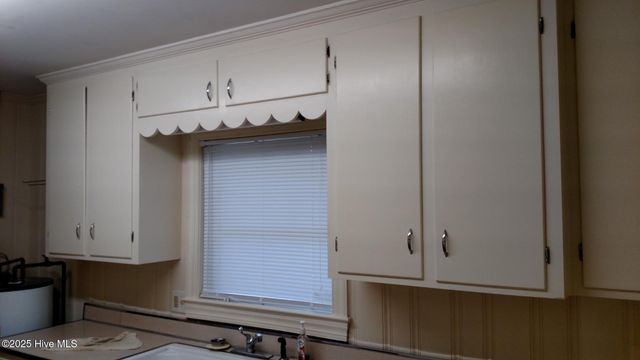 100 S Pineview Avenue, Goldsboro, NC 27530