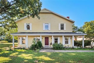 1967 Cheyenne Trail, Springdale, AR 72762