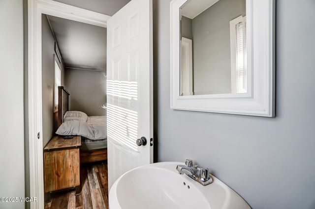 17946 National Road, Wapakoneta, OH 45895