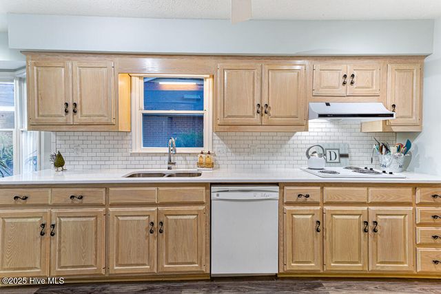 385 Pinehurst Trace Drive, Pinehurst, NC 28374